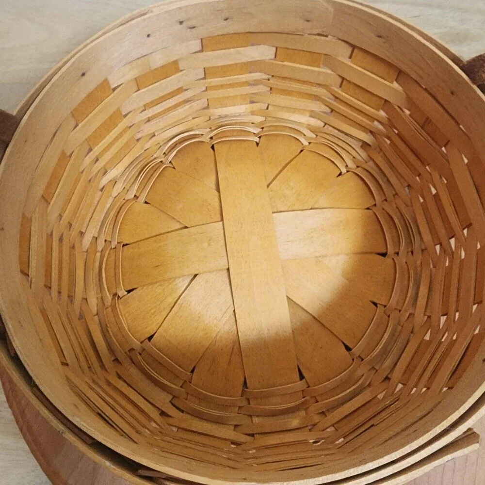 Longaberger 2000 Medium Round Storage Basket Floral Liner Divider Handles USA